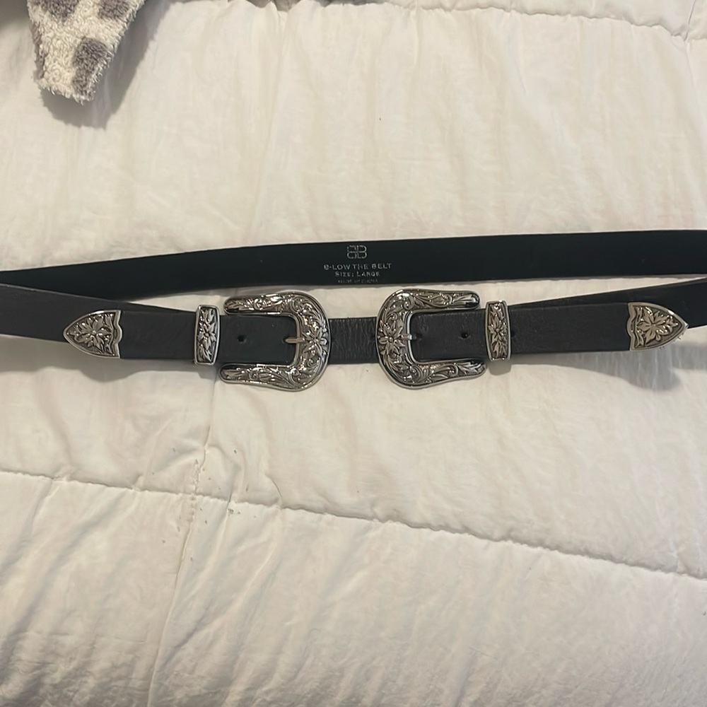 B low the belt double buckle silver belt